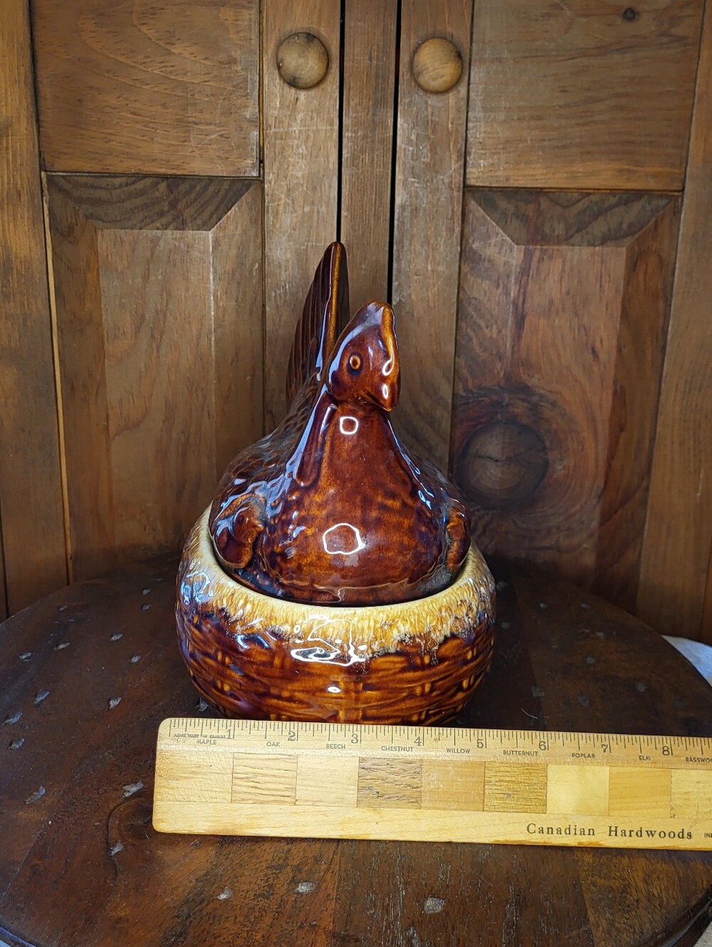 Hull Pottery Nesting Hen - Picture 10 of 14